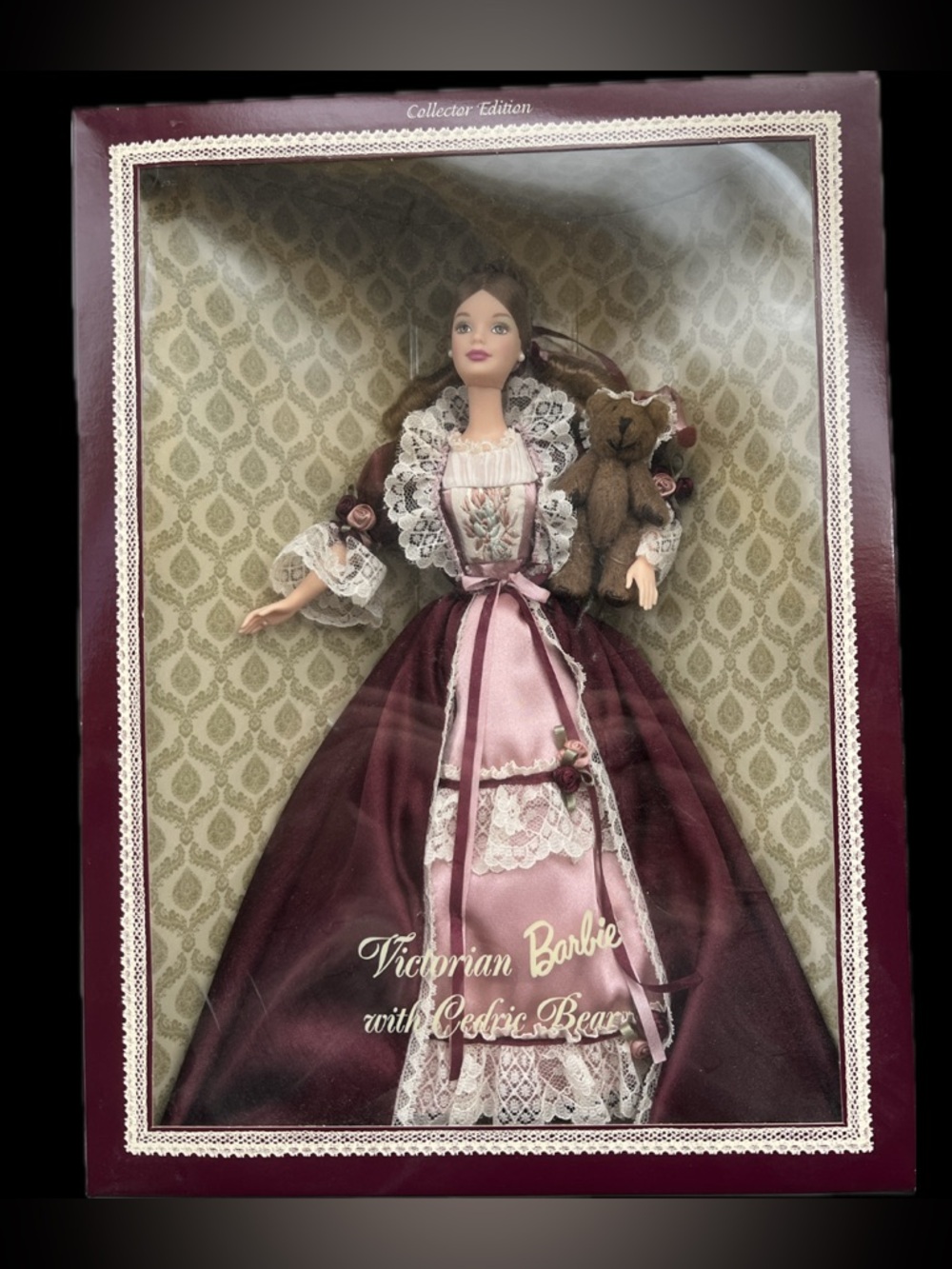 🐻1999 Victorian Barbie with Cedric Bear Burgundy & Pink Collector Edition 25526
